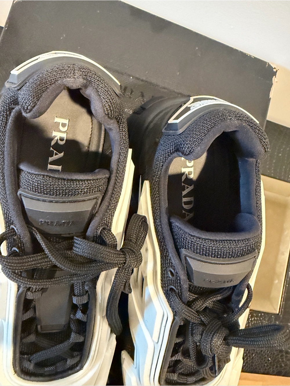 Prada  Cloudbust. Mens 9.5 Black and White Chunky Leather & Mesh Sneakers - Picture 4 of 5